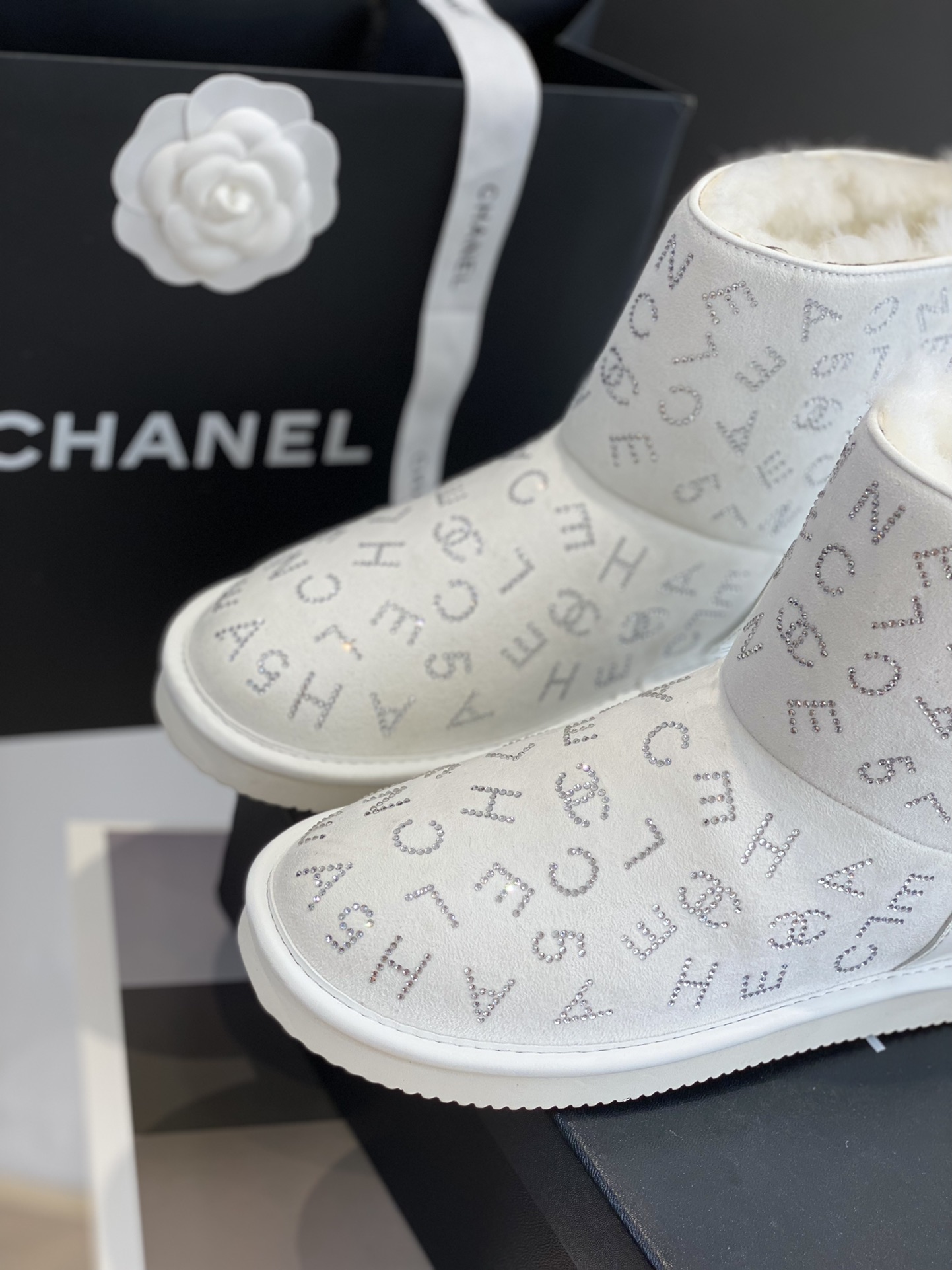 Ch**el Snow Boots