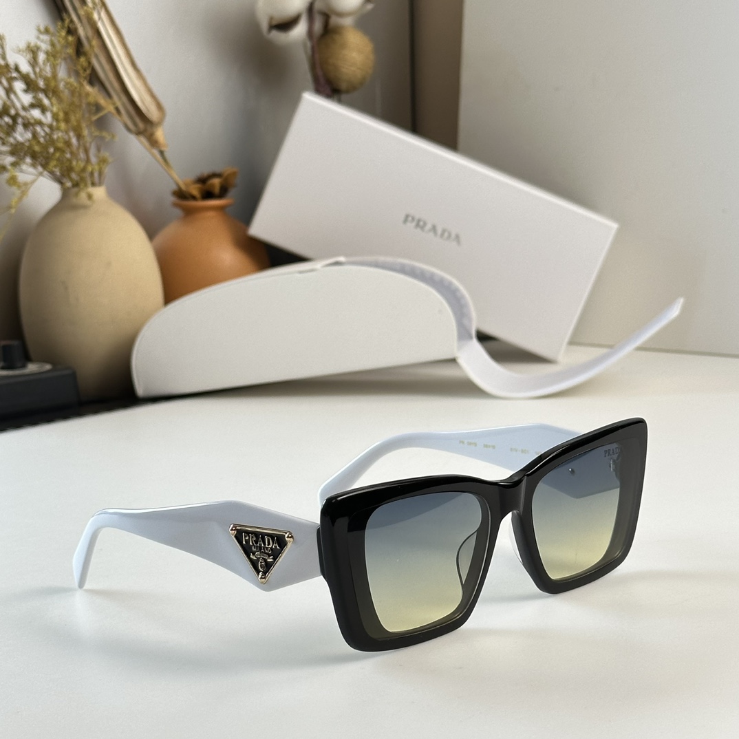 Bagsaaa Pra*a Symbole Butterfly Sunglasses
