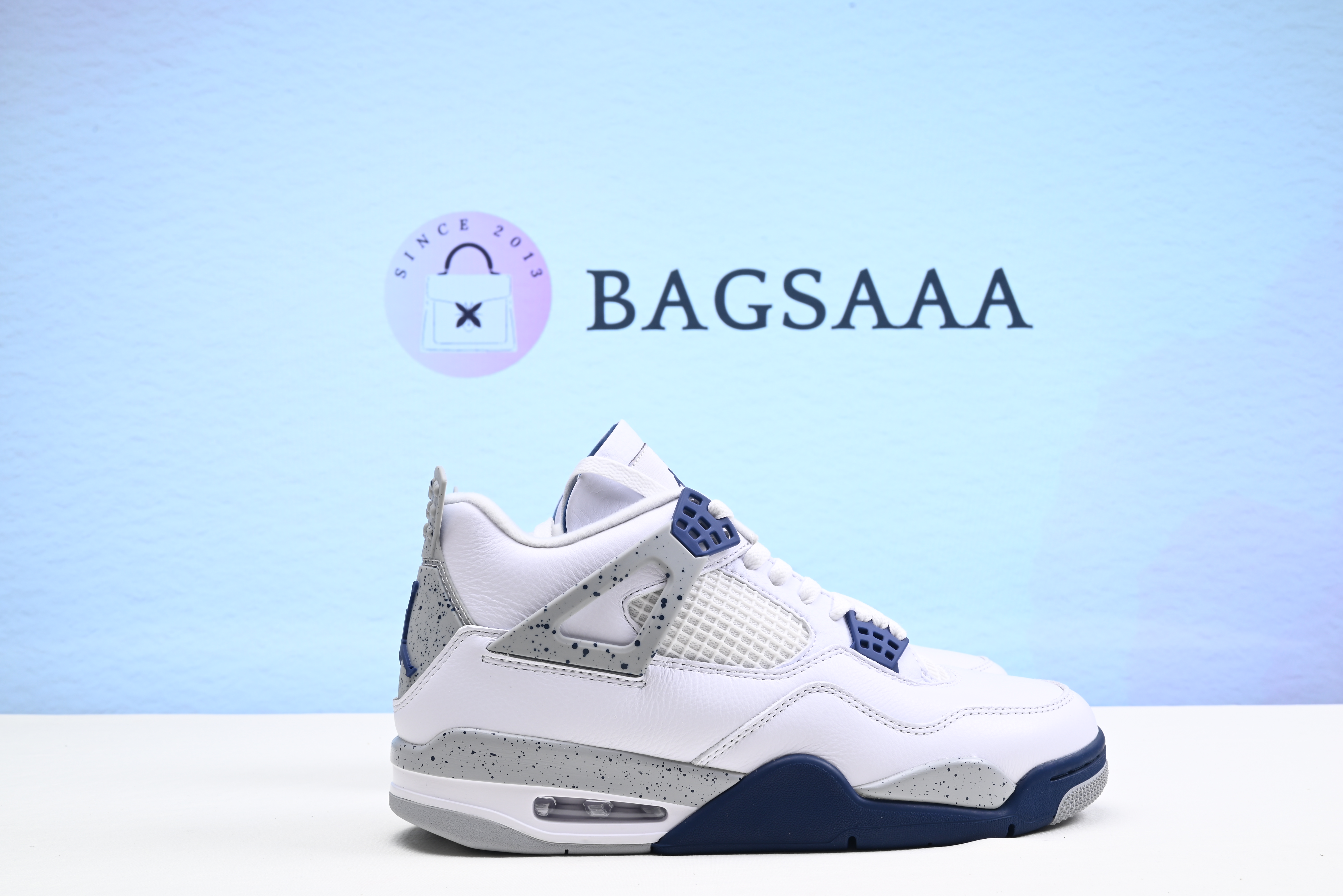 Jordan 4 Retro