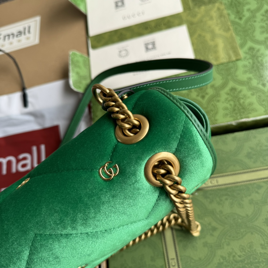 Bagsaaa Gvc*1 GG Marmont Small Shoulder Bag Green Velvet 443497 - 26x15x7cm