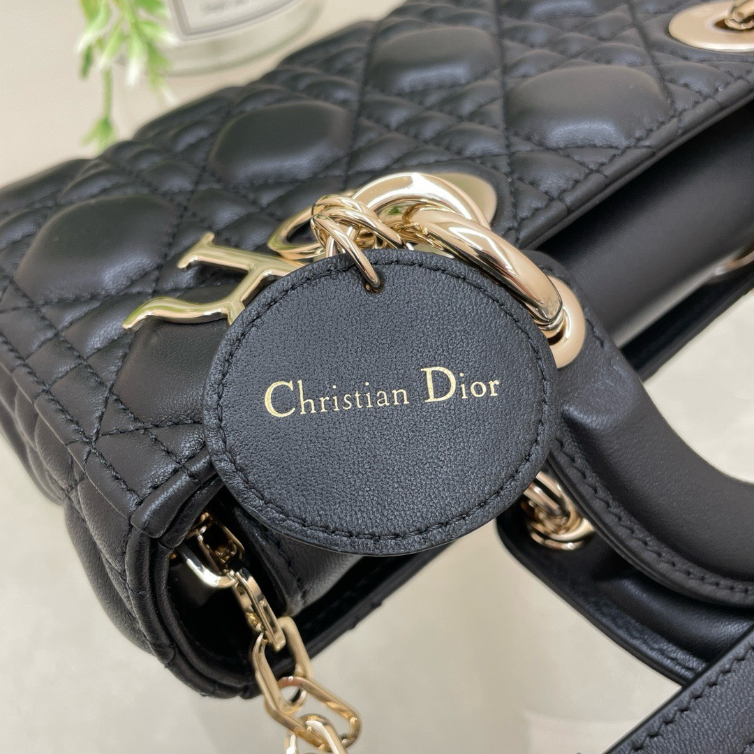 Bagsaaa D10r Lady D - Joy Small In Black Leather - 22x12x6 cm
