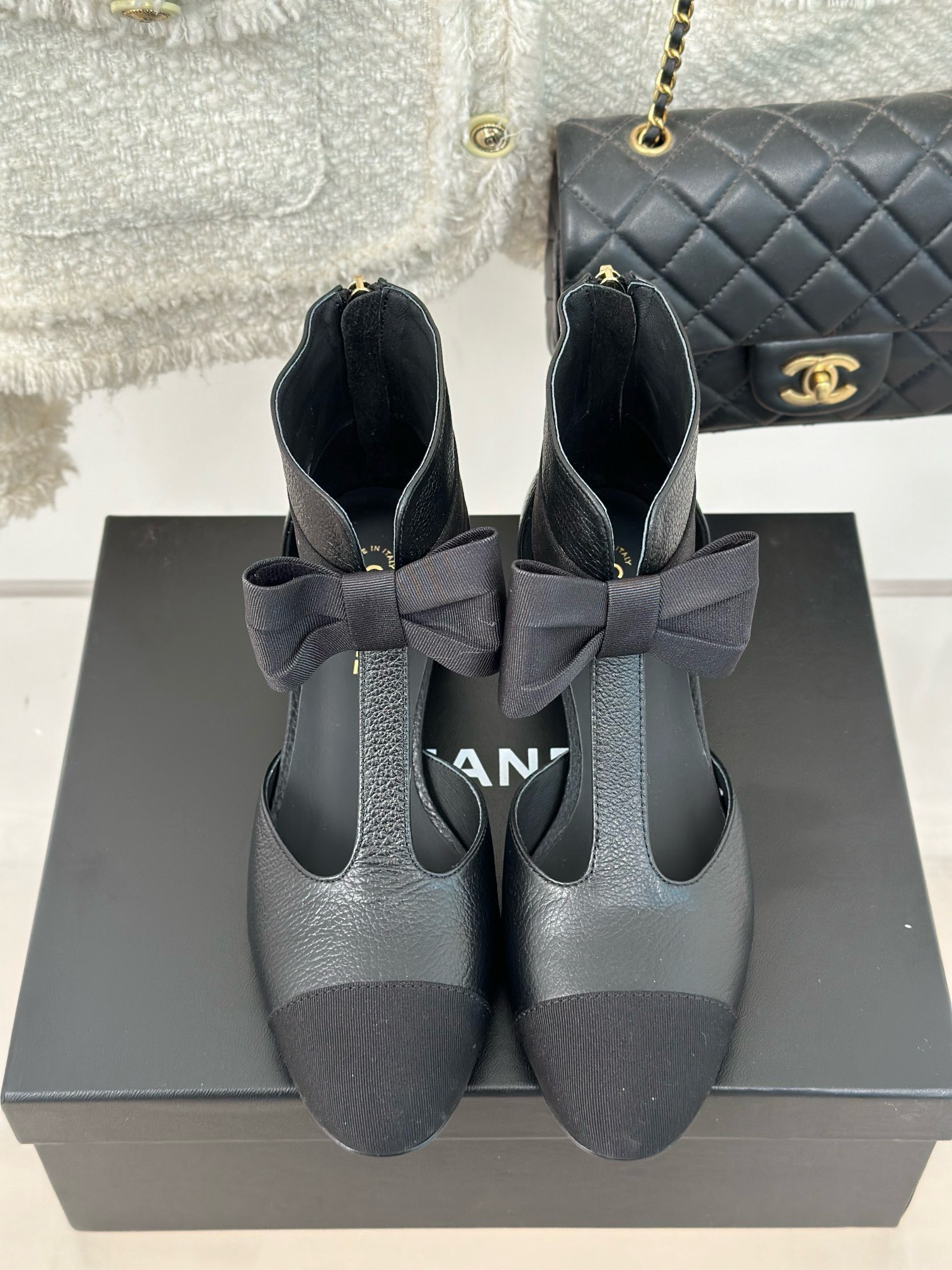 Bagsaaa Ch**el T-Strap Pumps