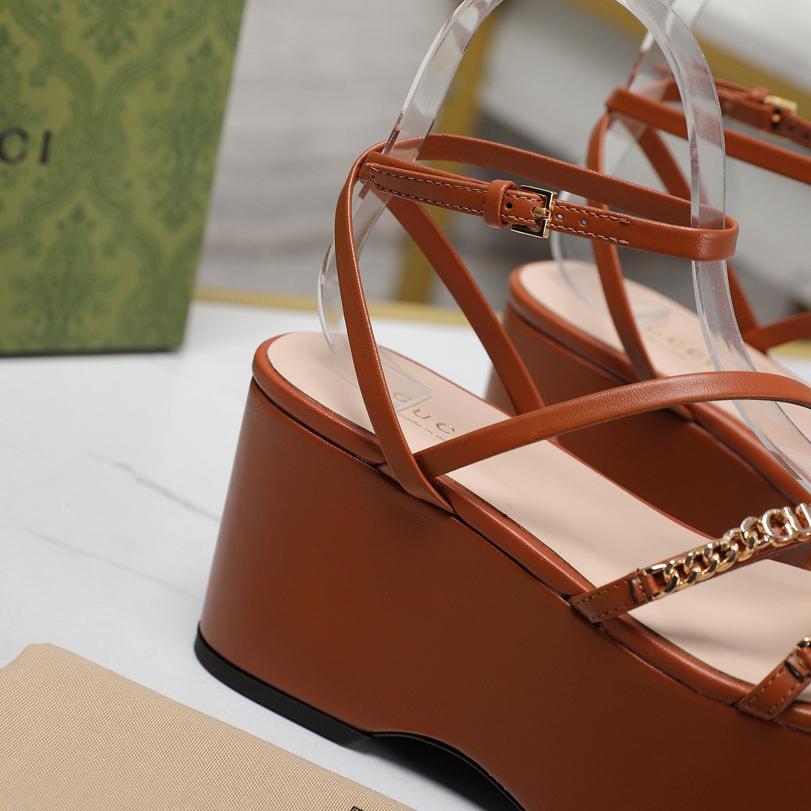 Bagsaaa Gvc*1 Signoria Flatform Sandal Brown 786596