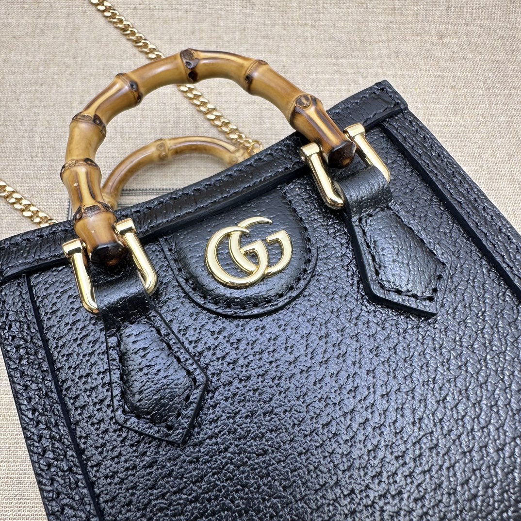 Bagsaaa Gvc*1 Diana S*per mini bag 760251 black - 16.5x12x6cm