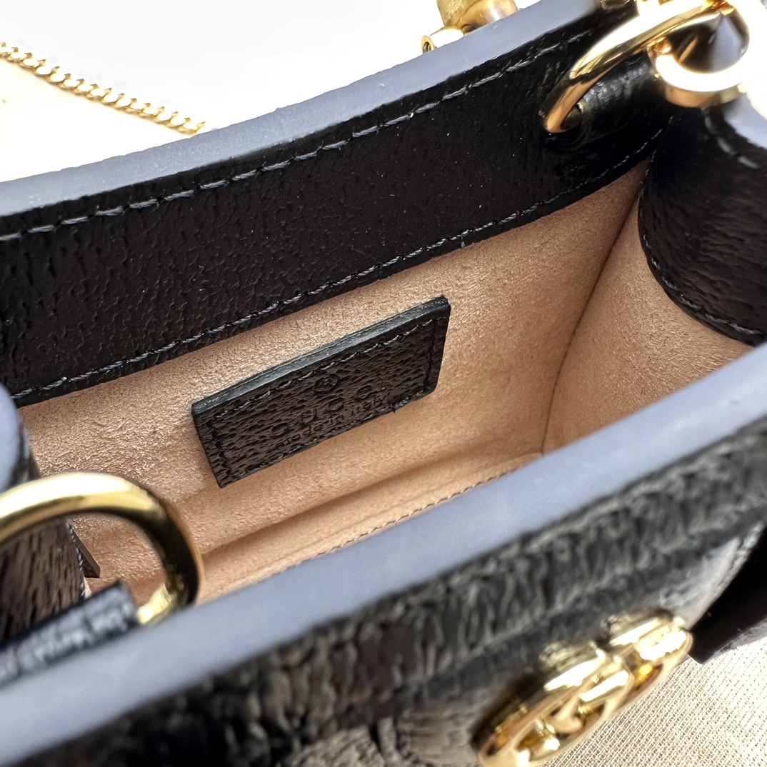 Bagsaaa Gvc*1 Diana S*per mini bag 760251 black - 16.5x12x6cm