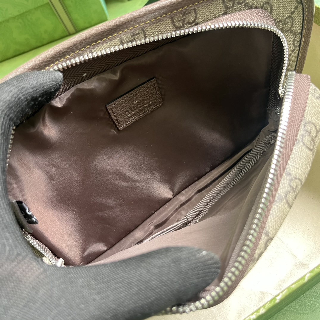 Bagsaaa Gvc*1 Small belt bag 760217 - 17 x 27 x 4 cm